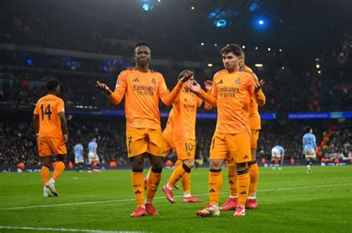 Tactical Masterclass: How Dynamo Brest's 3-5-2 Suffocated Vitebsk in a Midfield War